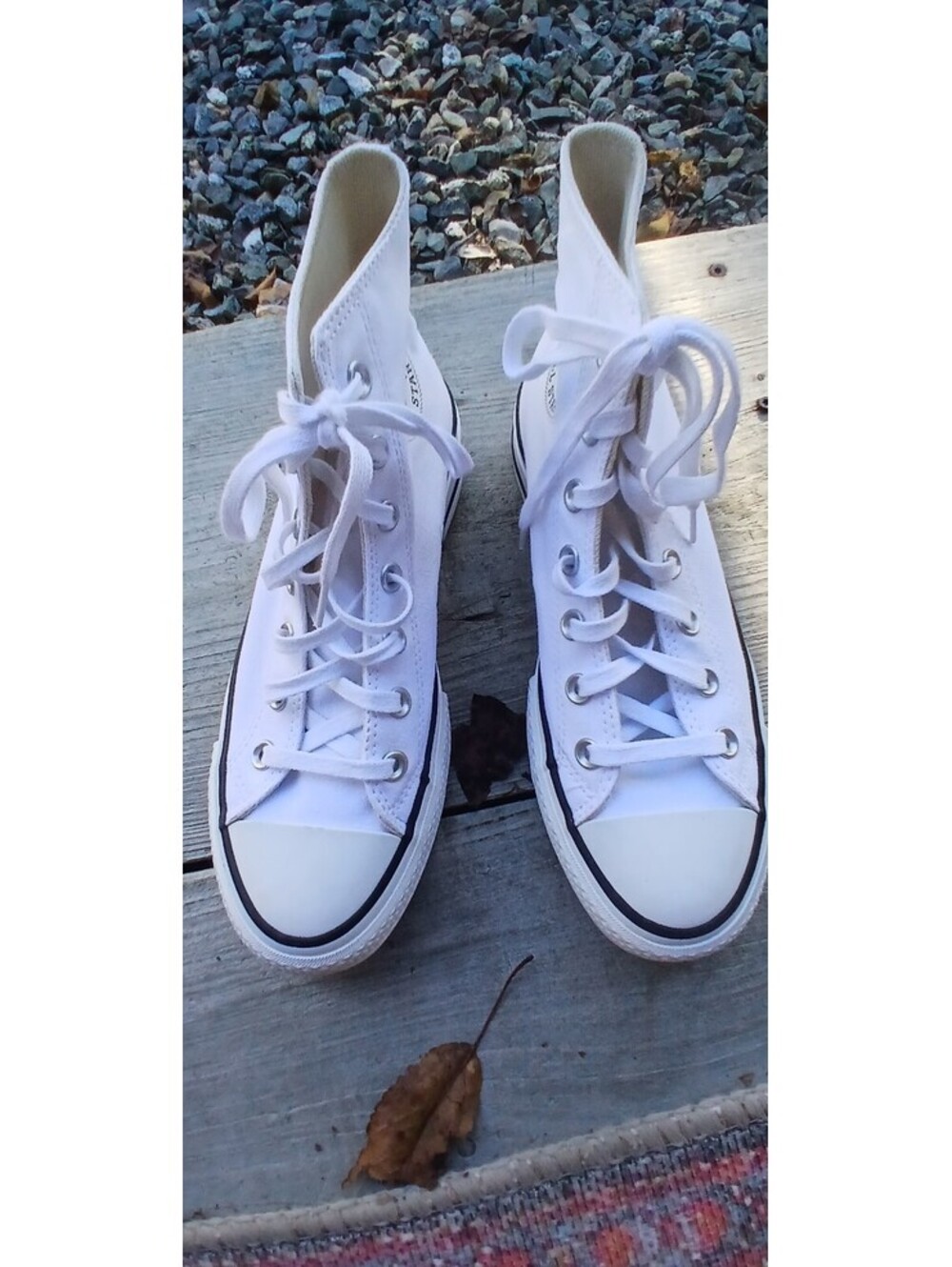 Women's White Converse Chuck Taylor All Star High Top Sneakers Sz 7.5 NEW